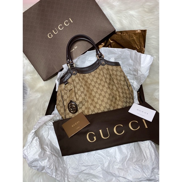 Gucci Handbags - Authentic Gucci Classic Sukey Tote Bag (M…